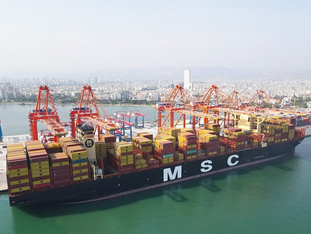 Mersin Uluslararası Limanı, MSC IRINA isimli dev konteyner gemisini ağırladı.