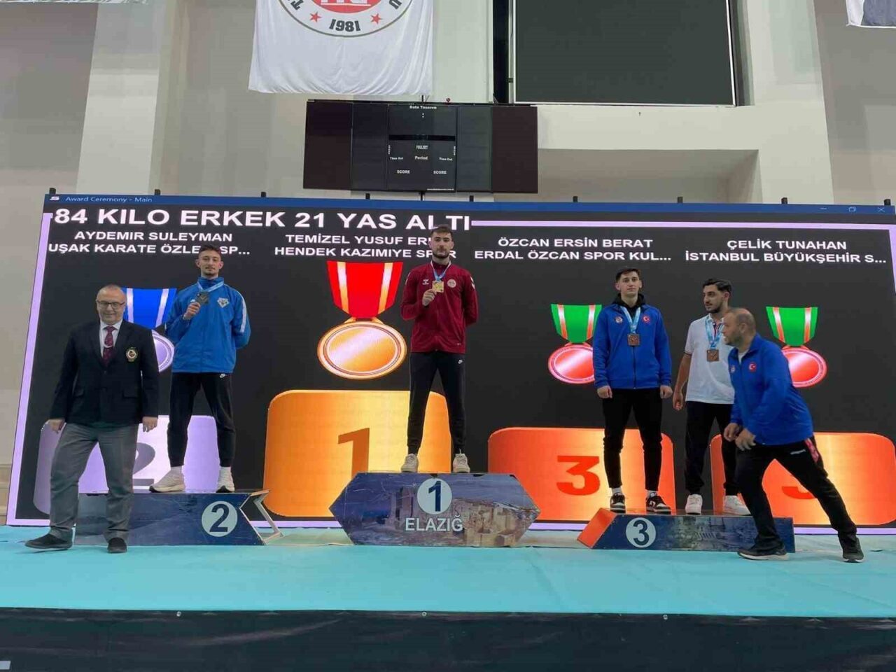 Düzce Üniversitesi'nde eğitim gören Yunus Emre Temizel, Elazığ'da gerçekleştirilen Türkiye