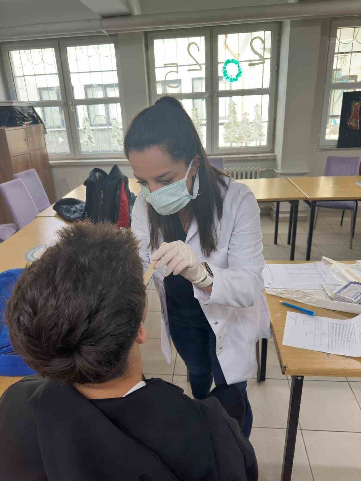 Düzce Fen Lisesi’nde 150 Öğrenciye Ağız ve Diş Sağlığı Taraması Yapıldı