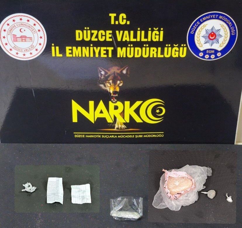 Düzce’de Uyuşturucu Operasyonu: İki Şahıs Tutuklandı
