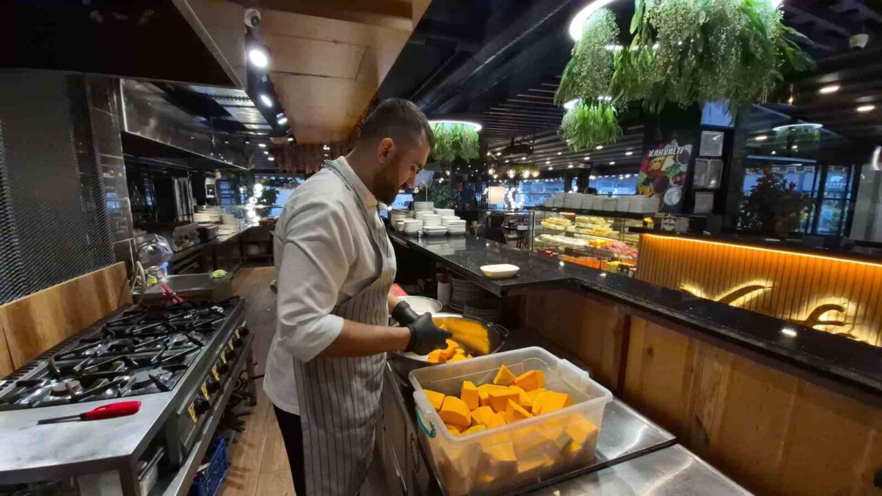 Düzce Kestane Kabağı, Geleneksel Kabak Tatlısına Farklı Bir Lezzet Katıyor