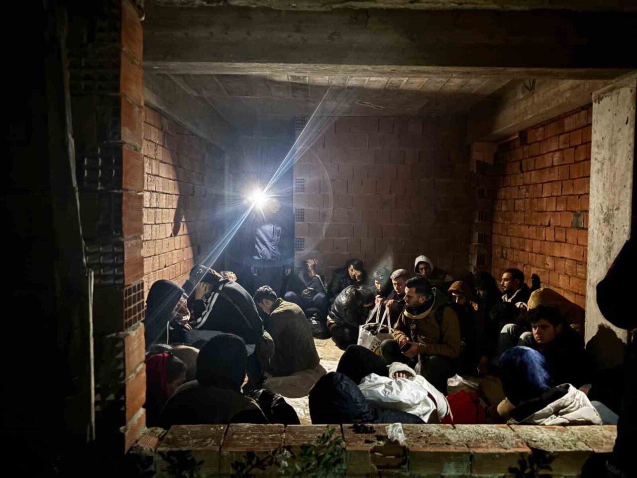 Bodrum'un Yalıkavak Mahallesi'nde, Yunan adalarına geçmeye hazırlanan 4 çocuk dahil