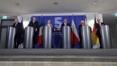 Almanya Savunma Bakanı Boris Pistorius, Berlin'de düzenlenen "Avrupa Beşlisi" toplantısında,