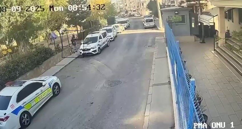 İzmir'deki Balçova Salih İşgören Polis Merkezine düzenlenen silahlı saldırıda 3
