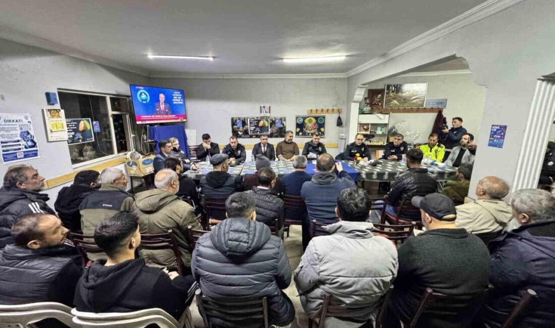 Edirne İl Emniyet Müdürü Muhittin Ayhan, Yıldırım Hacısarraf Mahallesi'nde düzenlediği