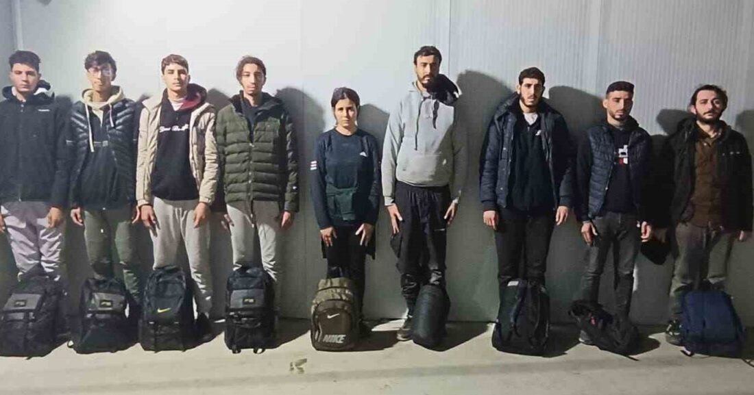 Uzunköprü’de Yunanistan’a Geçmeye Çalışan 9 Düzensiz Göçmen Yakalandı Edirne’nin Uzunköprü ilçesinde, Saçlımüsellim köyünde yapılan denetimlerde 9 düzensiz göçmen,