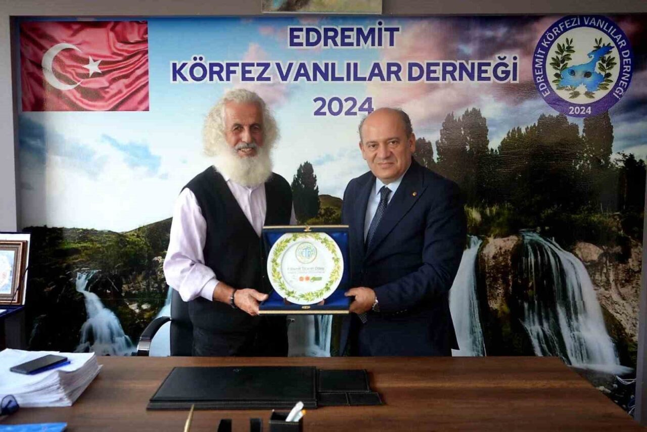 Edremit Ticaret Odası heyeti, Dernek Başkanı Çetin Evren'i ziyaret ederek