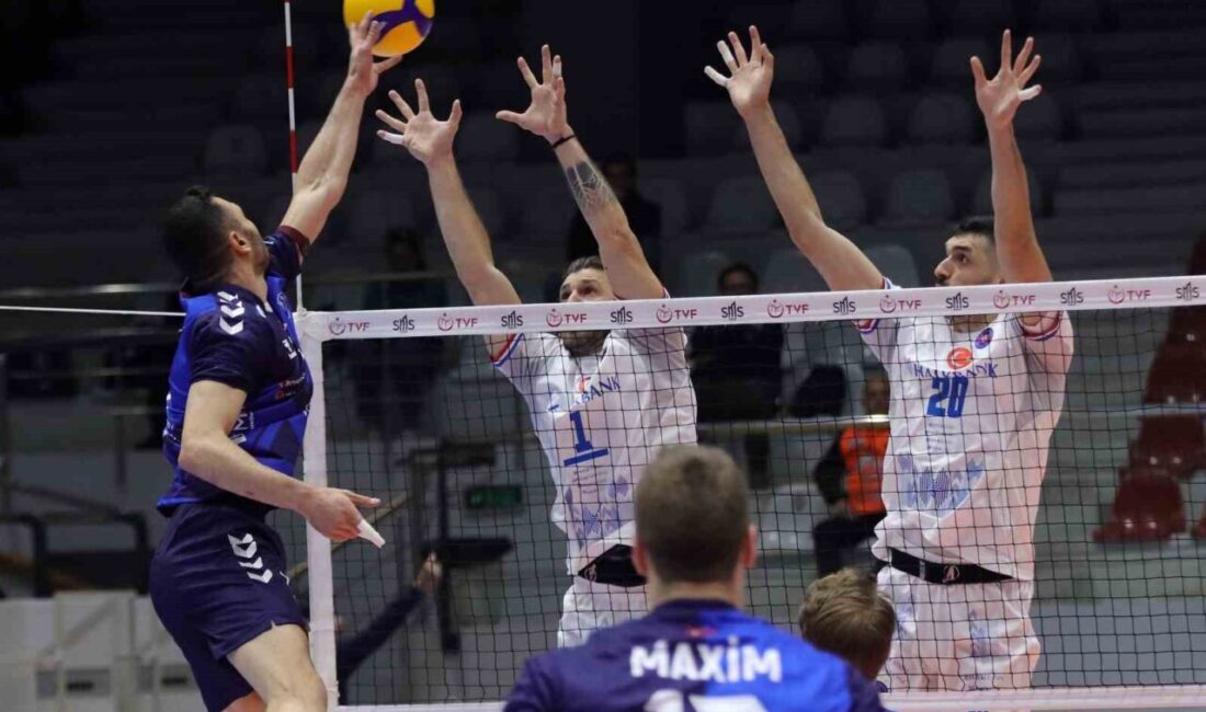 Halkbank, Efeler Ligi’nde Altekma’yı Deplasmanda 3-2 Yenerek Önemli Bir Galibiyet Elde Etti Halkbank Erkek Voleybol Takımı, Efeler Ligi’nin 3. haftasında Altekma'yı 3-2