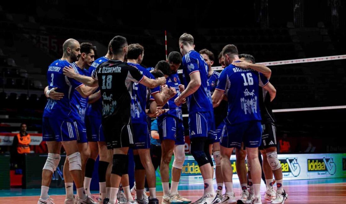 Efeler Ligi'nde 5. haftada Halkbank, Gaziantep Gençlik Spor Kulübü'ne 3-2