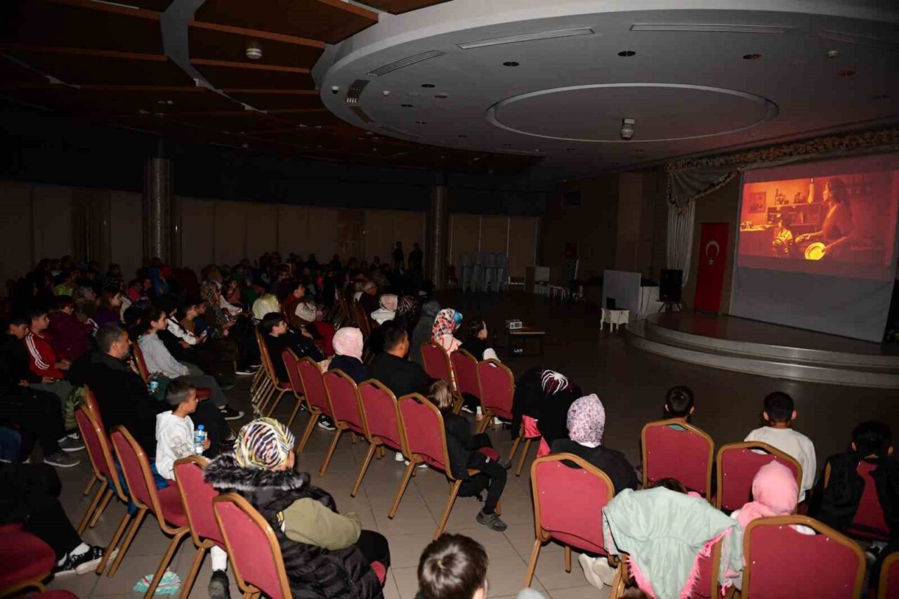 Osmangazi Belediyesi, efsane halterci Naim Süleymanoğlu'nu vefatının 8’inci yılında düzenlediği