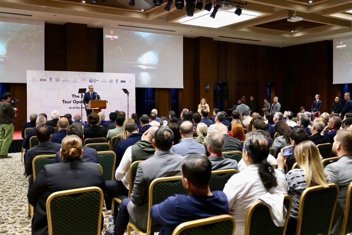 Mersin’de Ekonomik İşbirliği Teşkilatı Ülkeleri Tur Operatörleri Forumu Başladı