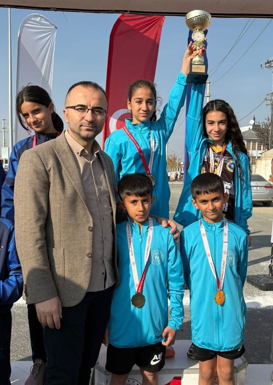 Elazığ Gençlik ve Spor Kulübü Kros Takımı, Iğdır'daki 1. Etap