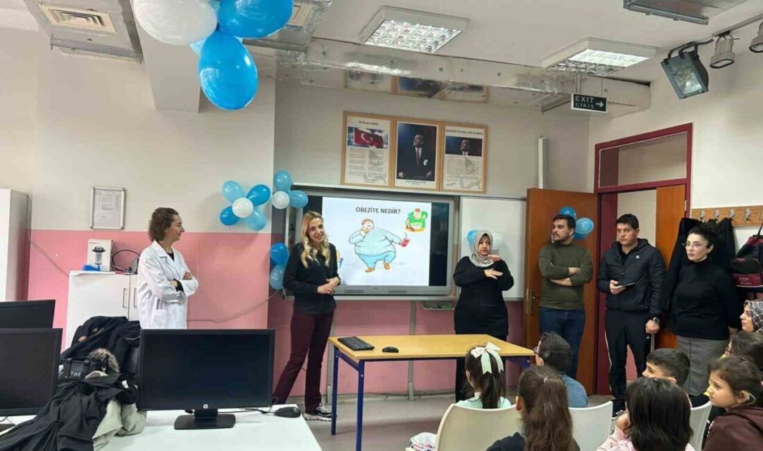 Elazığ'da Genç Osman İşitme Engelliler Okulu'nda, İl Sağlık Müdürlüğü ve