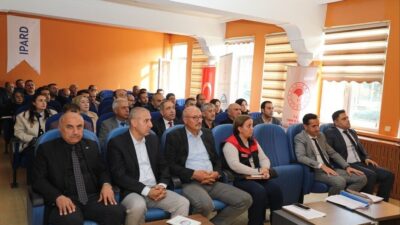 Elazığ'da düzenlenen toplantıda, ŞAP hastalığının durumu ve aşılama çalışmaları üzerinde