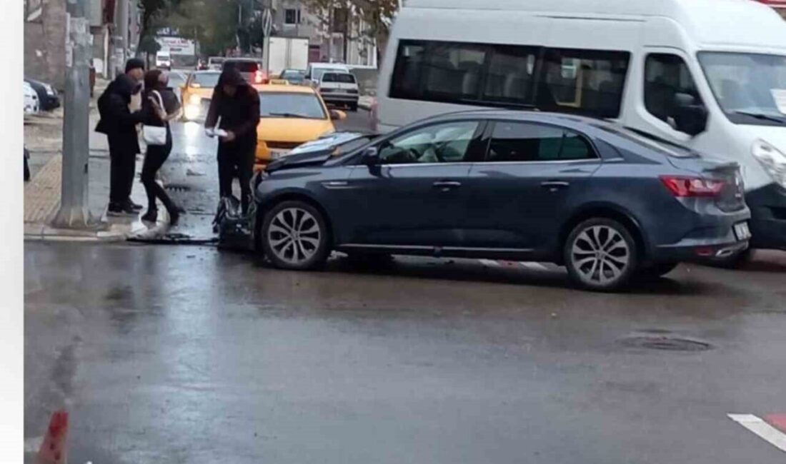 Elazığ’da Trafik Kazası: İki Araç Çarpıştı, Bir Yaralı Var Elazığ Rızaiye Mahallesi'nde iki otomobilin çarpışması sonucu bir kişi yaralandı.