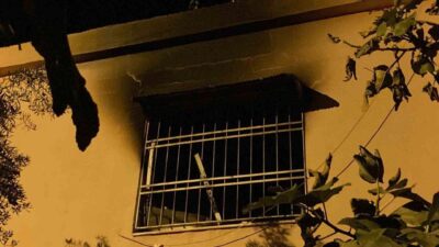 Mersin'in Erdemli ilçesinde, elektrikli sobadan kaynaklandığı düşünülen bir yangında 85