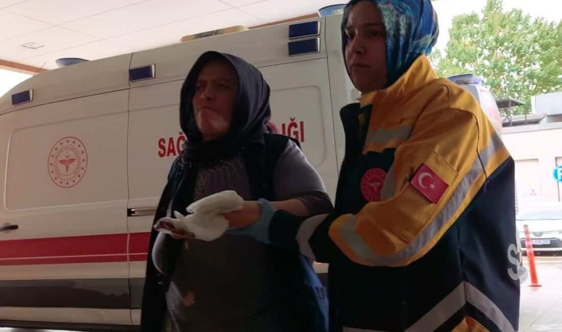 Bursa'nın İnegöl ilçesinde Elif A. (38), öğrenci yurdunda merdaneli ütüyle