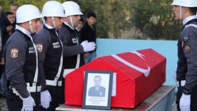 74 yaşındaki emekli 1. Sınıf Emniyet Müdürü Vehbi Yıldız, Bodrum'daki