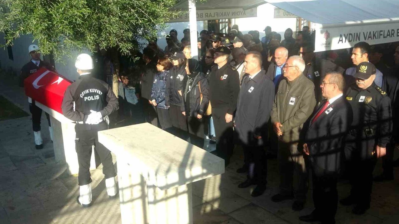 Emekli 1. sınıf emniyet müdürü Vehbi Yıldız, hastanede pankreas kanseri