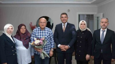 Düzce Valisi Selçuk Aslan, 24 Kasım Öğretmenler Günü dolayısıyla emekli