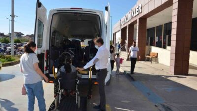 Antalya Büyükşehir Belediyesi, engelli bireylerin kamu hizmetlerine daha kolay erişimini