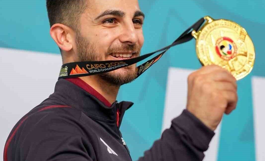 Milli karateci Eray Şamdan, Mısır'da katıldığı 27. Dünya Karate Şampiyonası'nda