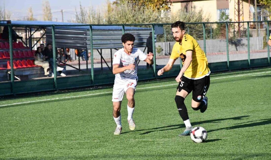 Erciyes Esen Makina FK, Lider Döğerspor’u 1-0 Yenerek Haftayı Üç Puanla Tamamladı Kayseri Şeker Mustafa Kılıç Süper Amatör Küme'de Erciyes Esen Makina