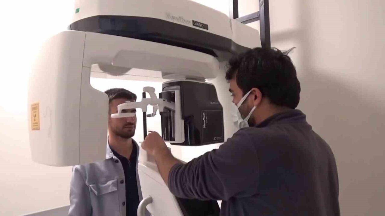 Diyarbakır’ın Ergani ilçesindeki Ağız ve Diş Sağlığı Merkezi, 24 Kasım'dan