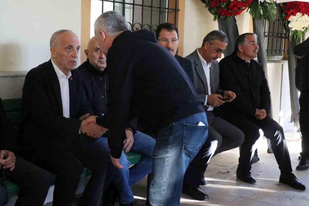 TÜRK-İŞ Genel Başkanı Ergün Atalay’ın kayınvalidesi Hatice Kubulay, Sakarya Eğitim