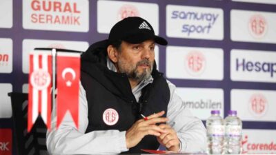 Antalyaspor Teknik Direktörü Erol Bulut, Göztepe maçı öncesinde takımdaki eksikleri