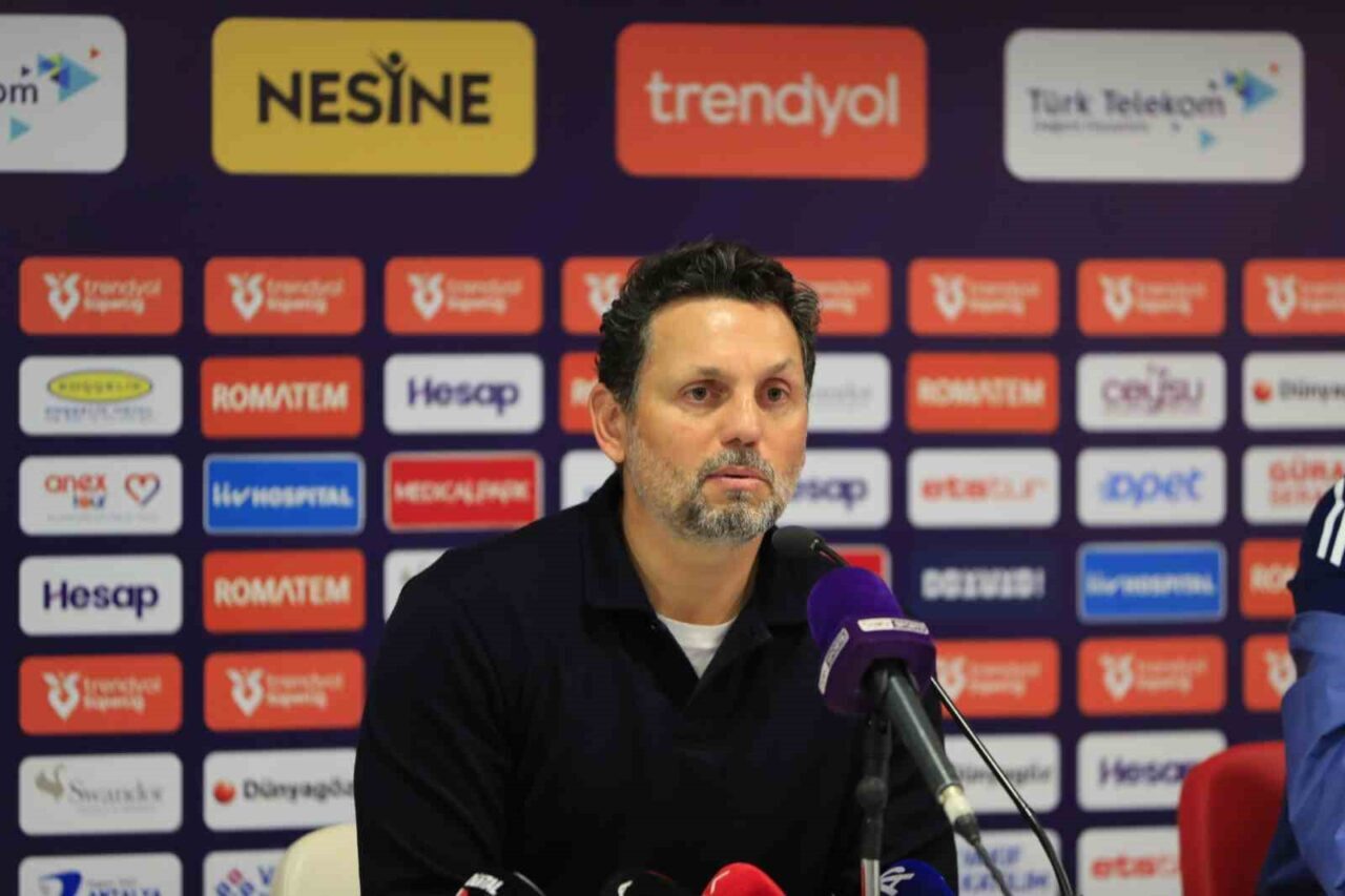 Antalyaspor Teknik Direktörü Erol Bulut, Göztepe'ye 2-1 yenildikleri maç sonrası