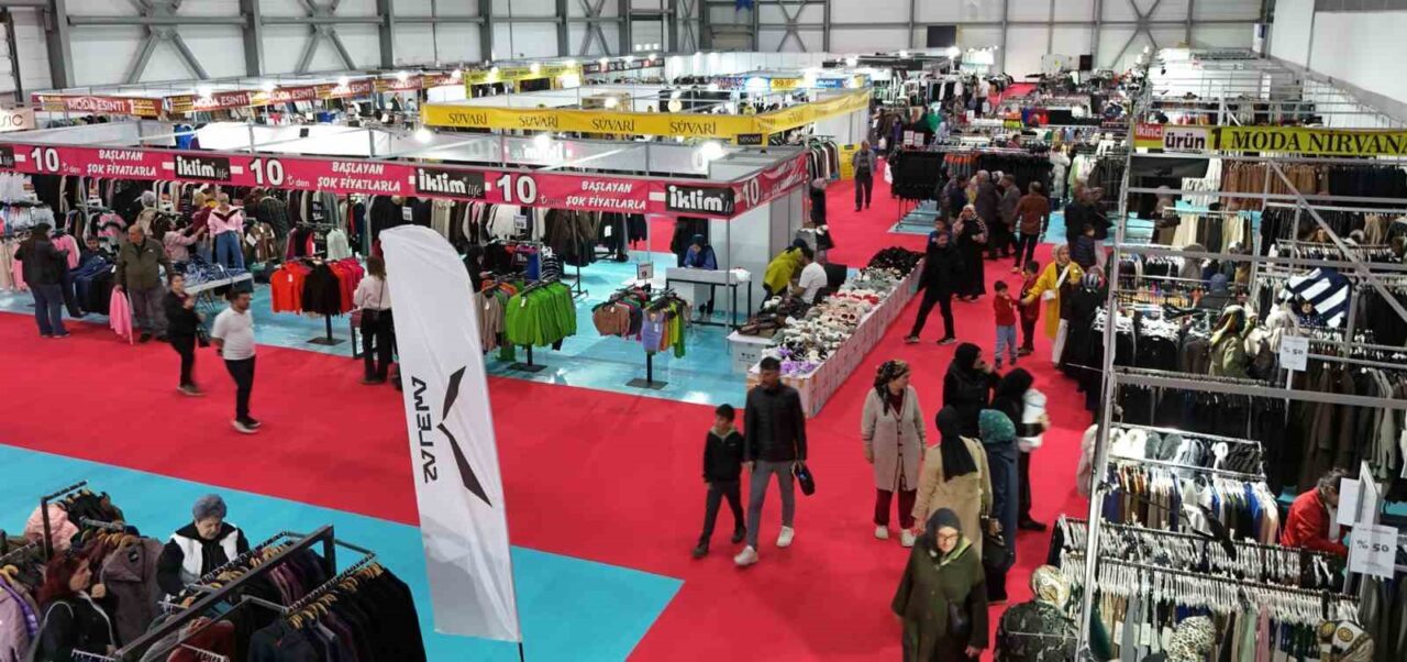 Erzurum Büyükşehir Belediyesi, şehir ekonomisini canlandırmak amacıyla Erzurum Alışveriş Festivali'ni