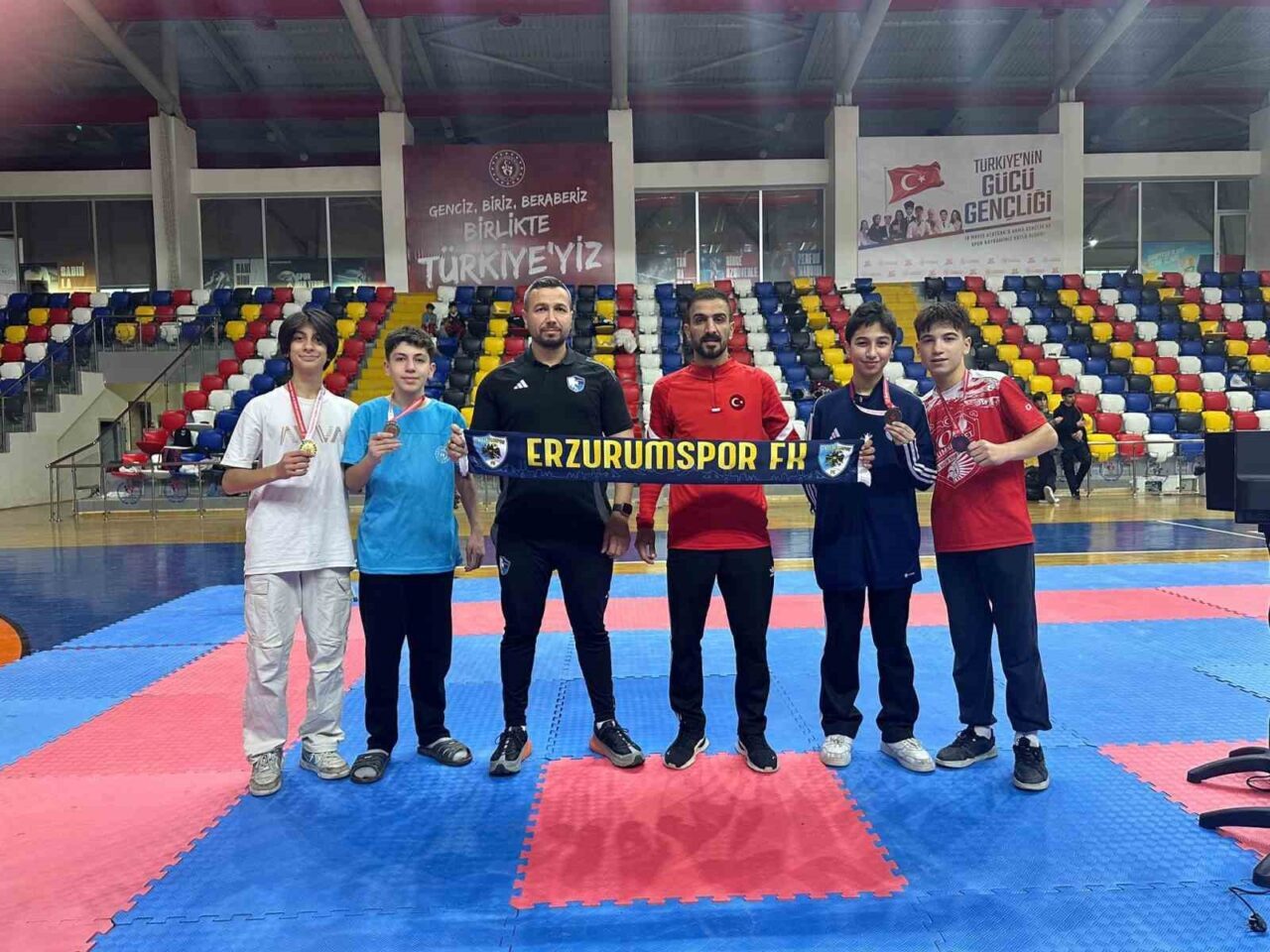 Erzurum Büyükşehir Belediyesi kick boks takımı, Adıyaman'da düzenlenen Spor Toto