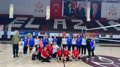 Erzurum Valiliği Kadın Voleybol Takımı, Elazığ'daki 3. Kamu Spor Oyunları'nda