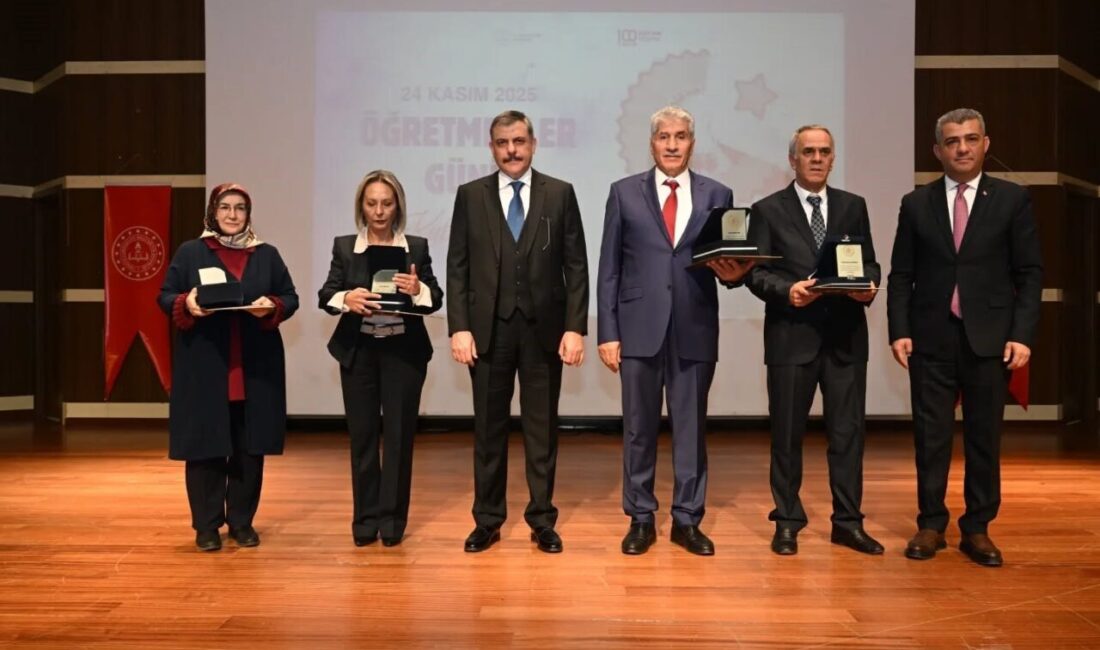 Erzurum'da 24 Kasım Öğretmenler Günü etkinliği, Atatürk Üniversitesi Nene Hatun