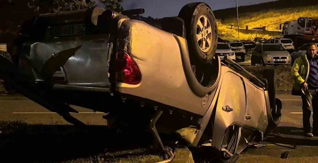 Palandöken’de Kamyonet Takla Attı: 1 Kişi Hafif Yaralandı Erzurum’un Palandöken ilçesinde bir kamyonetin takla attığı kazada sürücü hafif