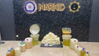 İstanbul'un Esenyurt ilçesinde gerçekleştirilen uyuşturucu operasyonunda toplam 178 kilo 800