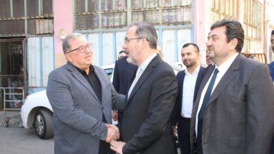 Eski Gençlik ve Spor Bakanı Mehmet Muharrem Kasapoğlu, Kula'daki Esnaf