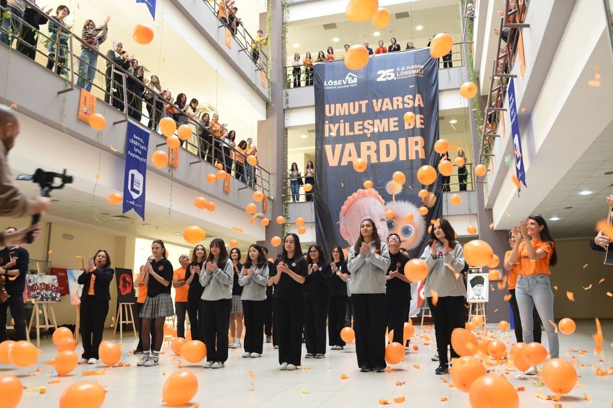 Ege Üniversitesi İletişim Fakültesi, Lösemili Çocuklar Haftası kapsamında LÖSEV ile