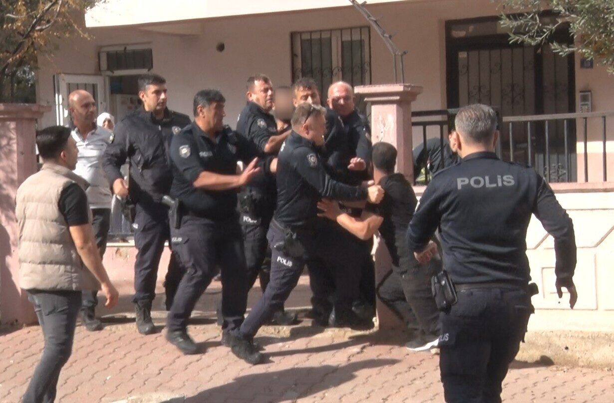 Antalya'nın Muratpaşa ilçesinde Okan A. (30), madde bağımlılığı nedeniyle anne