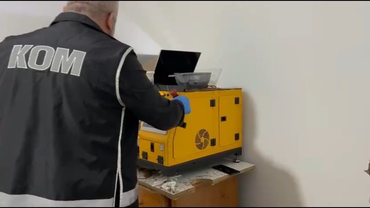 Kocaeli’nde Kaçak Sigara İmhalatı Operasyonunda 10 Şahıs Gözaltına Alındı