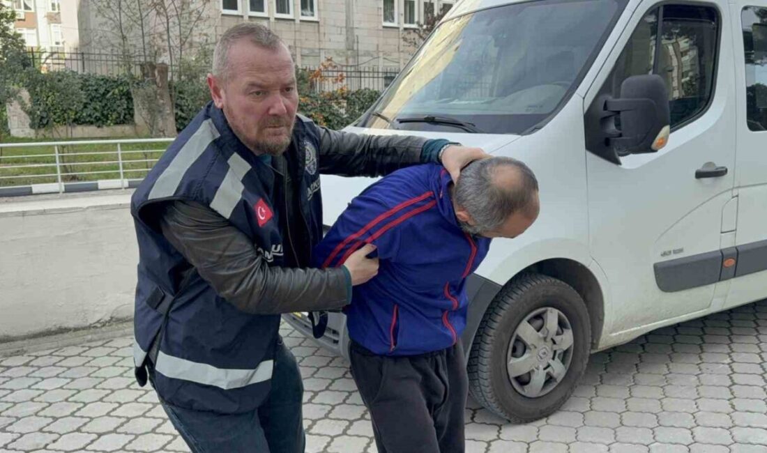 Samsun’da Uyuşturucu Madde ile Yakalanan Şahıs, Adliye Sürecine Sevk Edildi Samsun'da, İlkadım ilçesinde M.S. (39) isimli bir kişinin evinde yapılan