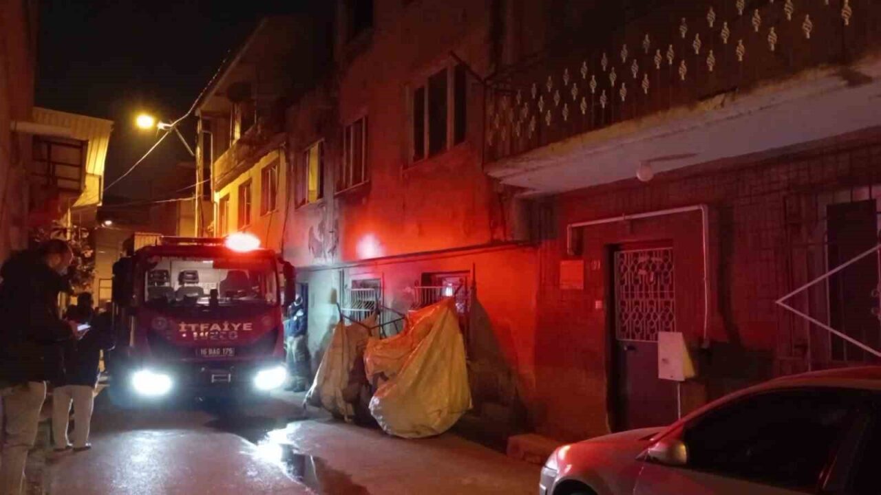 Bursa'nın Osmangazi ilçesinde, 48 yaşındaki Murat K., alkollü bir şekilde