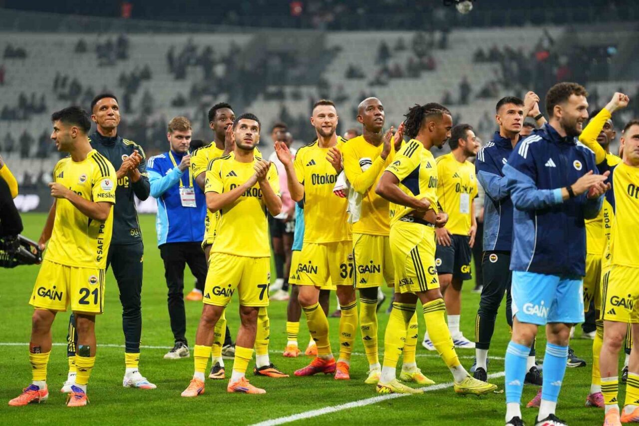 Fenerbahçe, Trendyol Süper Lig'in 11. haftasında Beşiktaş'ı 3-2 yenerek rakibine