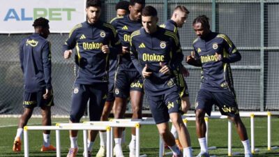 Fenerbahçe, UEFA Avrupa Ligi'nde Ferencvaros ile oynayacağı maç öncesi hazırlıklarına
