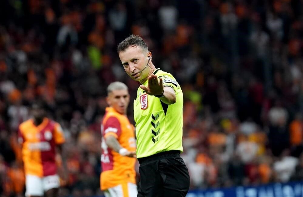 Trendyol Süper Lig’in 14. haftasında görev alacak hakemler belirlendi. Fenerbahçe-Galatasaray