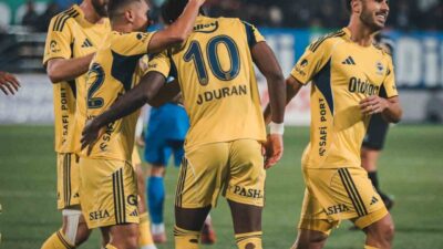 Fenerbahçe, Trendyol Süper Lig'de Çaykur Rizespor'u 5-2 yenerek rakibine karşı