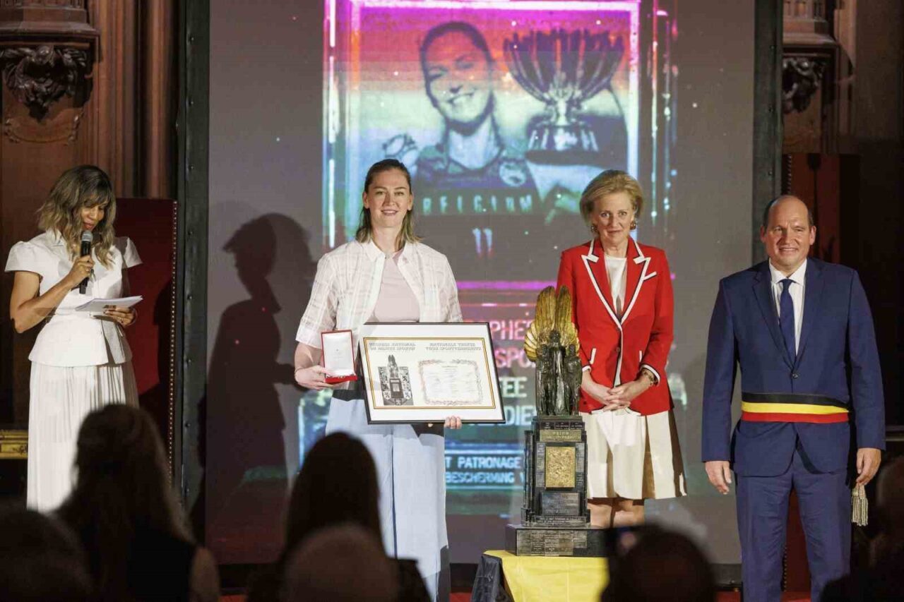 Fenerbahçe Kadın Basketbol Takımı'nın Belçikalı oyuncusu Emma Meesseman, Belçika'nın en