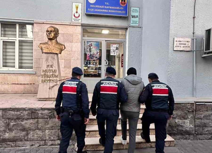 Kayseri'de jandarma, FETÖ üyeliğinden 6 yıl 3 ay hapis cezası