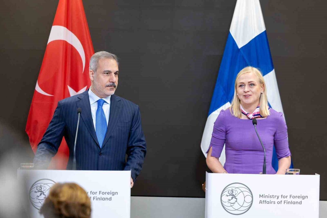 Dışişleri Bakanı Hakan Fidan, Finlandiya'daki görüşmelerinde Gazze'deki ateşkesin sürmesi gerektiğini